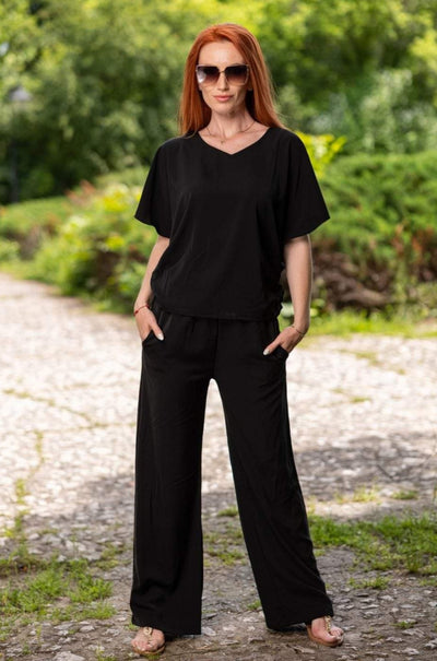 Прекрасен сет-панталон и блуза