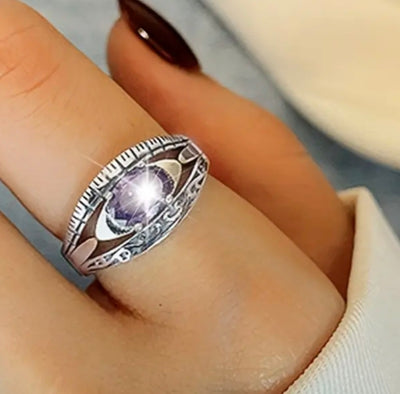 Дамски отворен пръстен с лилав цирконий