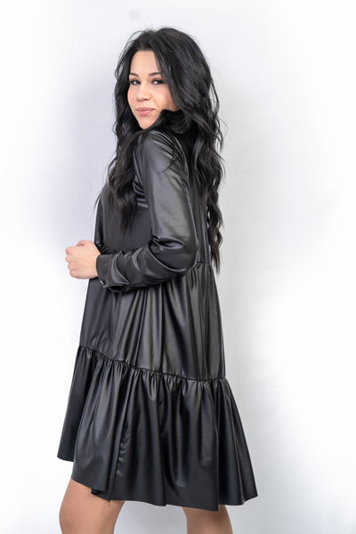 Прекрасна кожена рокля в черно