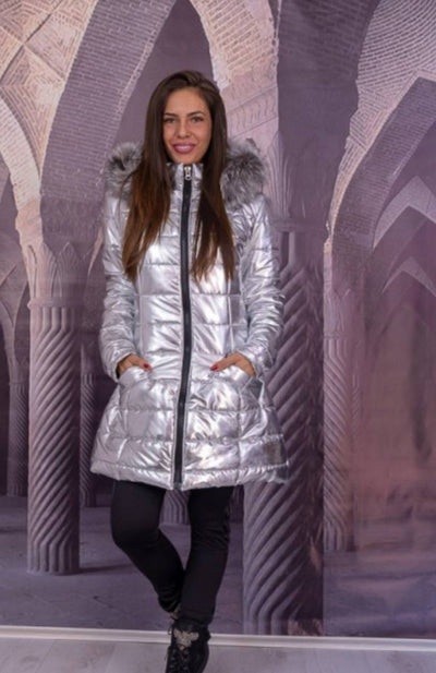 Яке цвят сребро с естествен пух качулка